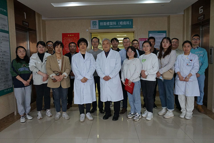 风险久久久久久亚洲精品影院