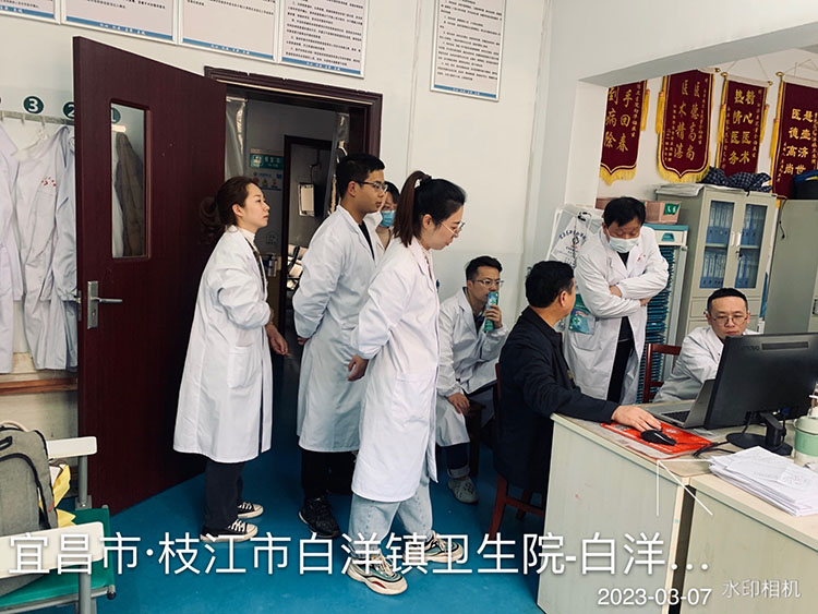 风险久久久久久亚洲精品影院