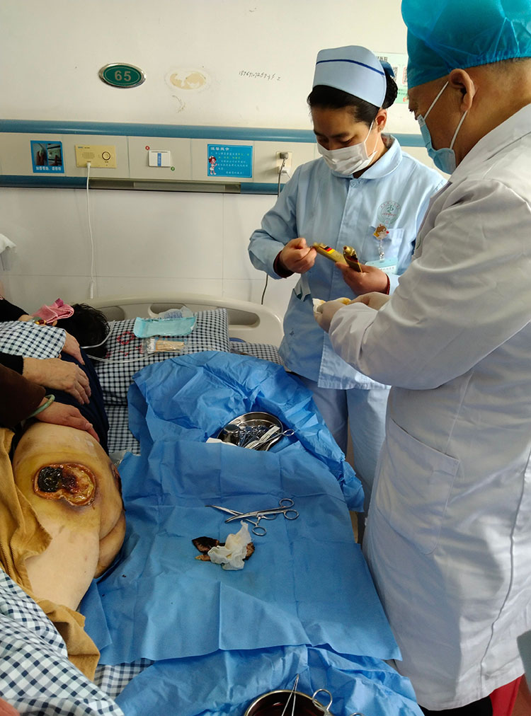 风险久久久久久亚洲精品影院