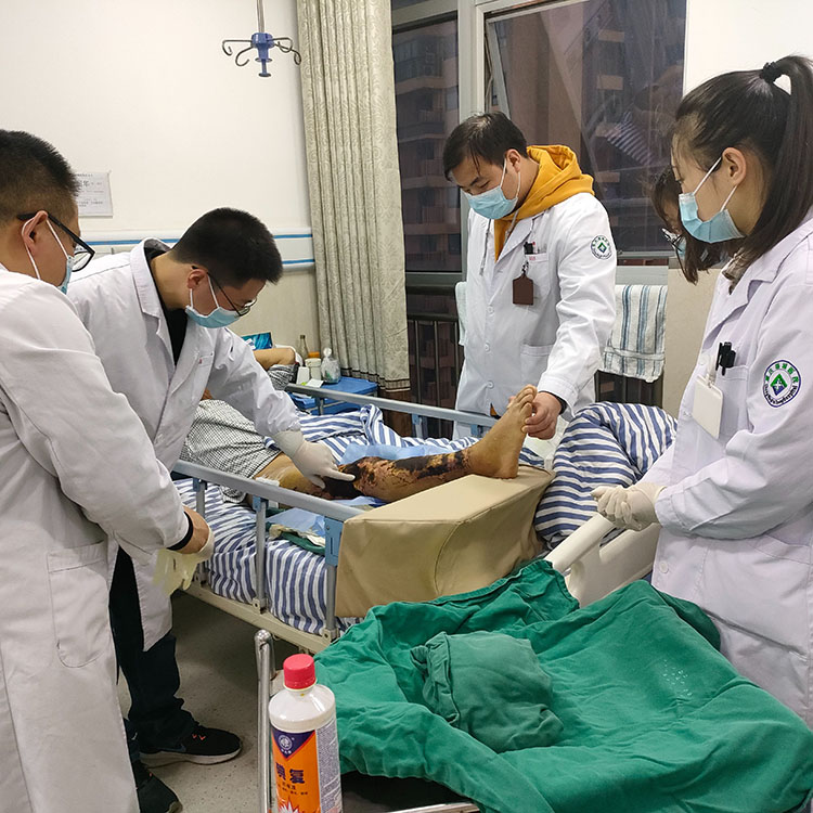 风险久久久久久亚洲精品影院