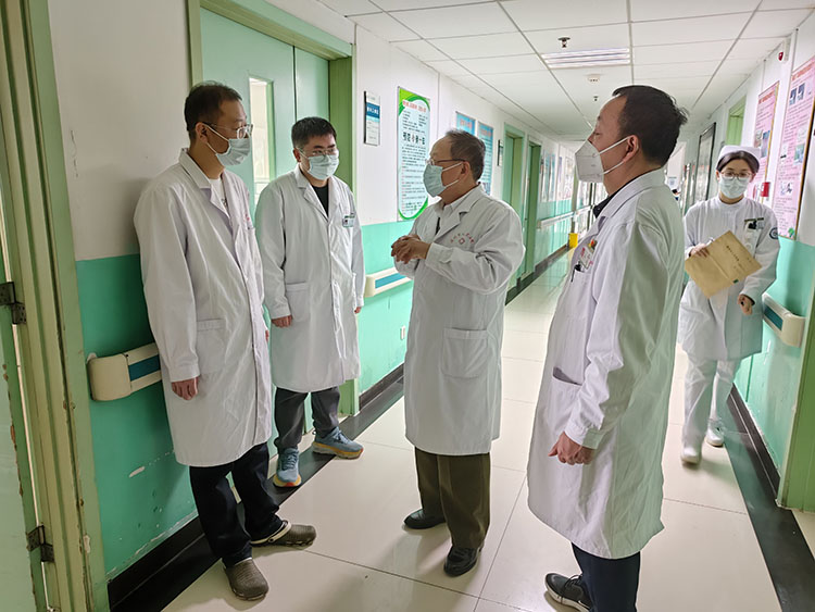 风险久久久久久亚洲精品影院