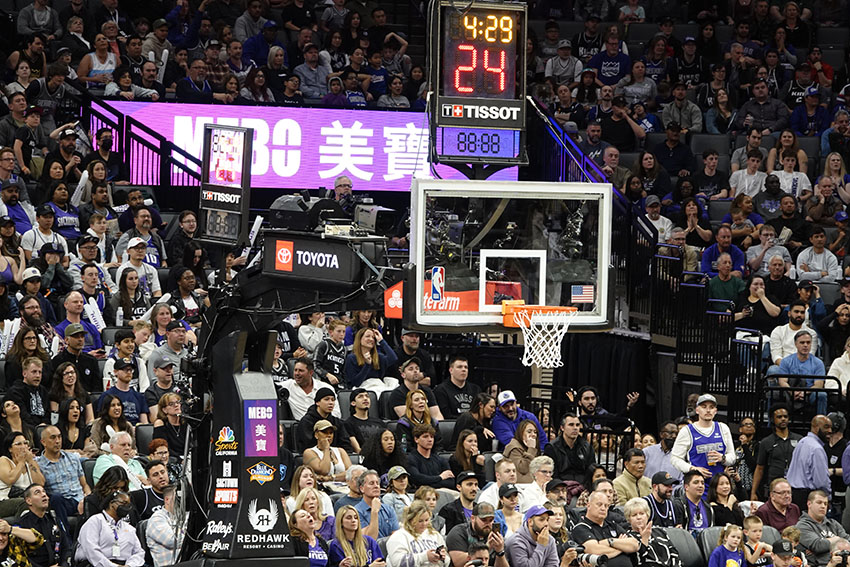 风险久久久久久亚洲精品影院