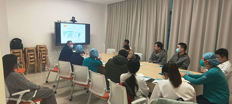 风险久久久久久亚洲精品影院