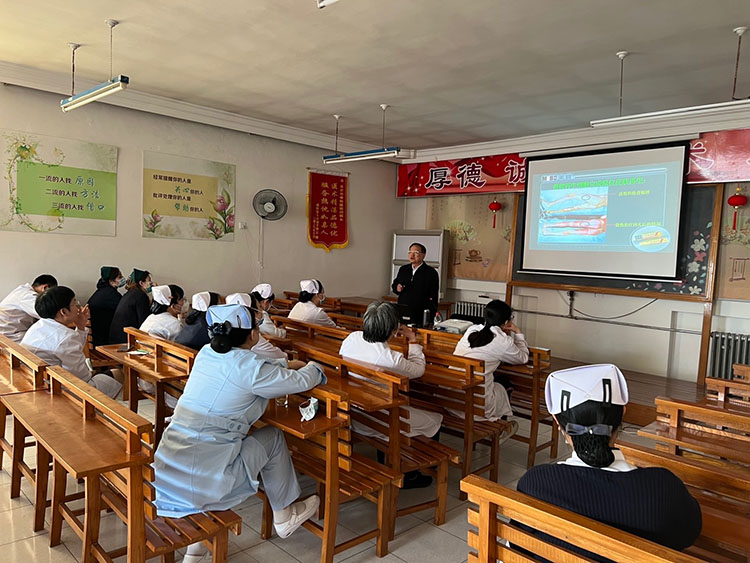 风险久久久久久亚洲精品影院