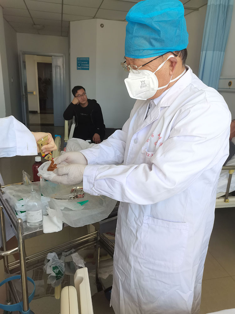 风险久久久久久亚洲精品影院