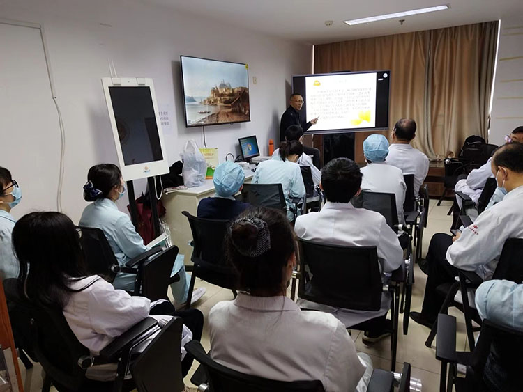 风险久久久久久亚洲精品影院