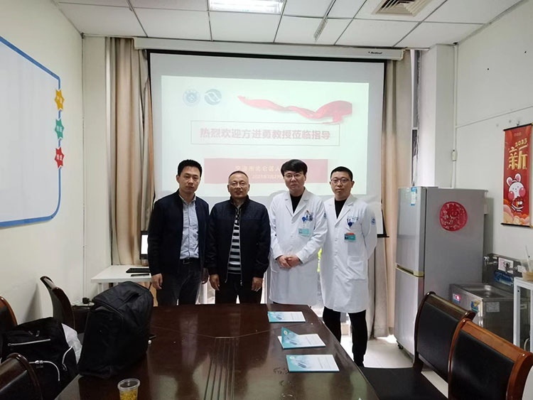 风险久久久久久亚洲精品影院