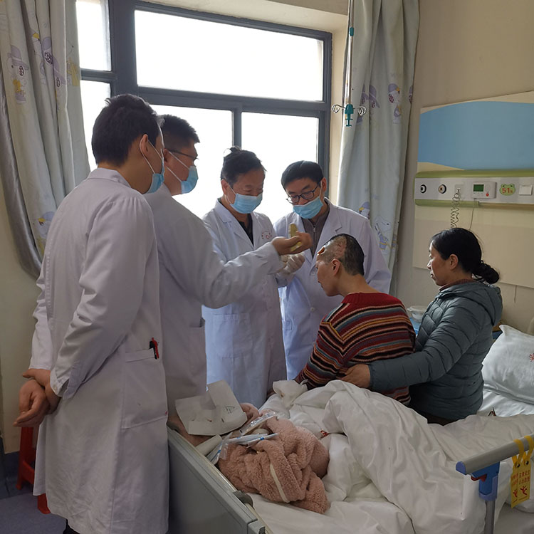 风险久久久久久亚洲精品影院