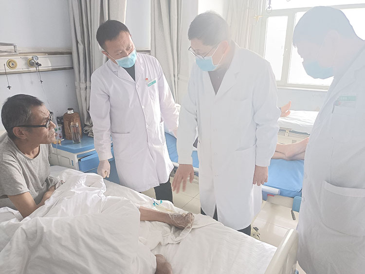 风险久久久久久亚洲精品影院