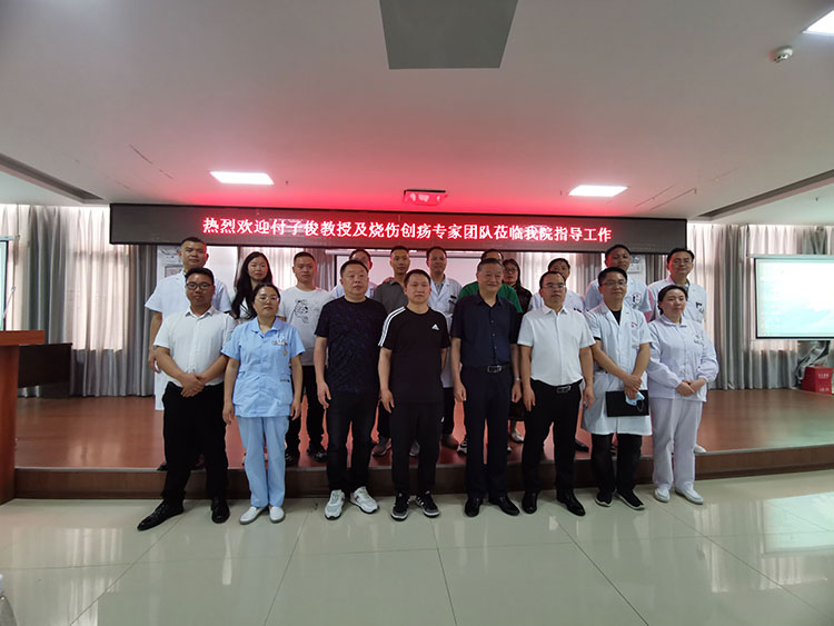 风险久久久久久亚洲精品影院