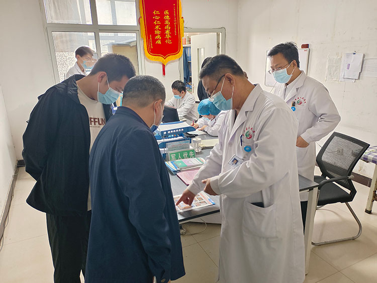 风险久久久久久亚洲精品影院