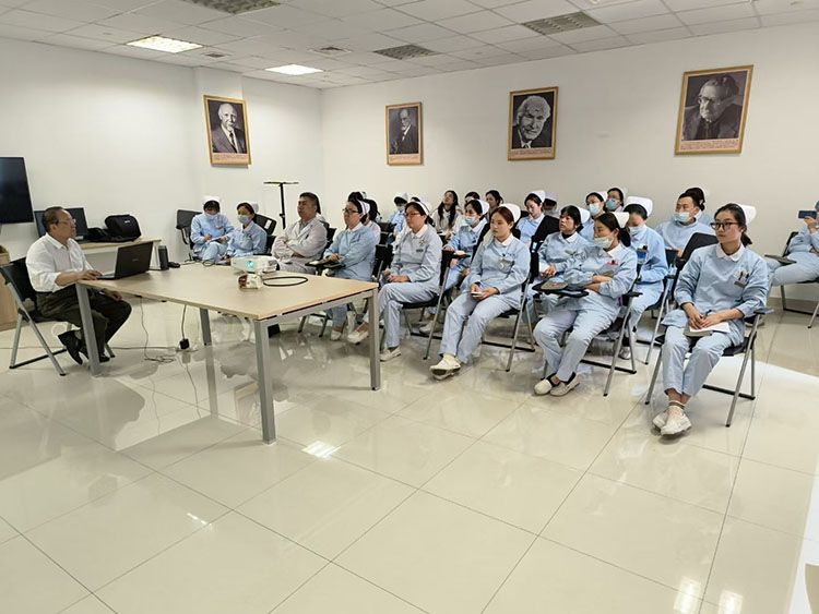 风险久久久久久亚洲精品影院