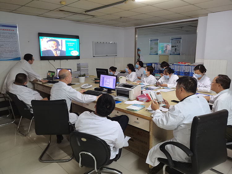 风险久久久久久亚洲精品影院