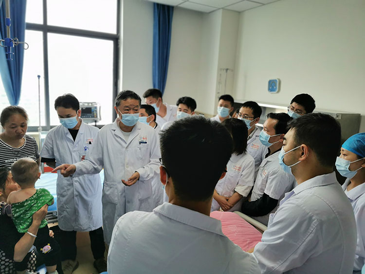 风险久久久久久亚洲精品影院