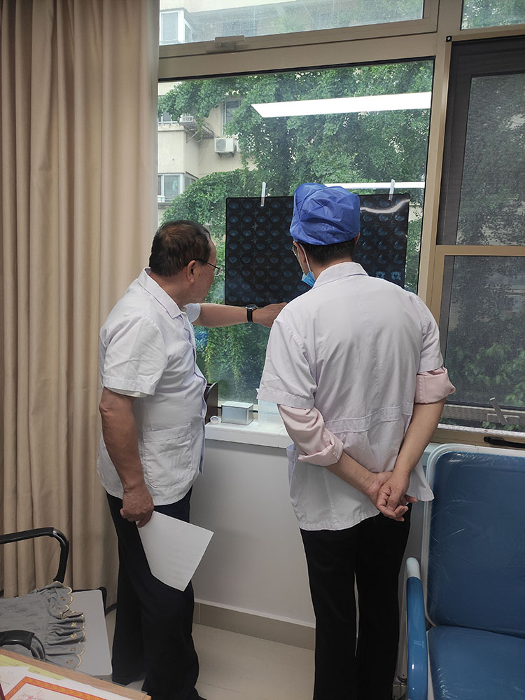 风险久久久久久亚洲精品影院