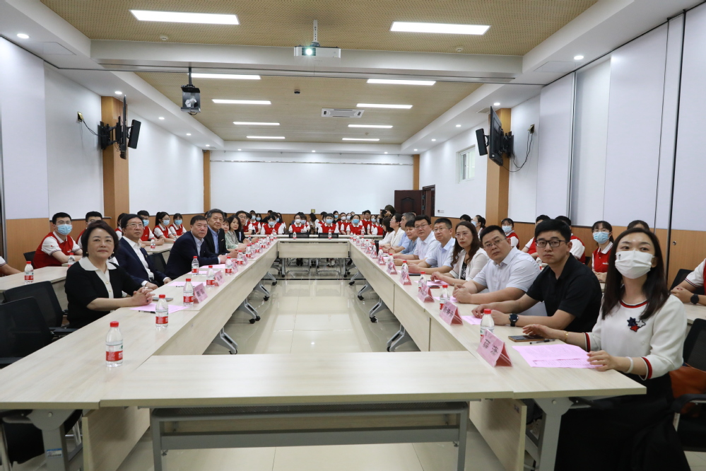 风险久久久久久亚洲精品影院