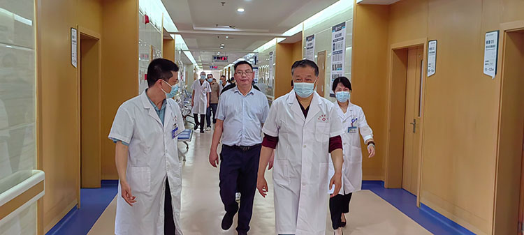 风险久久久久久亚洲精品影院