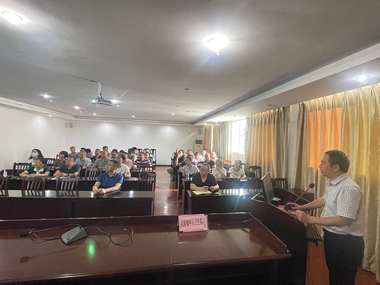 风险久久久久久亚洲精品影院