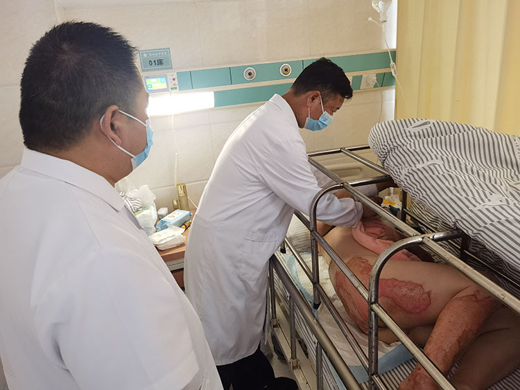 风险久久久久久亚洲精品影院