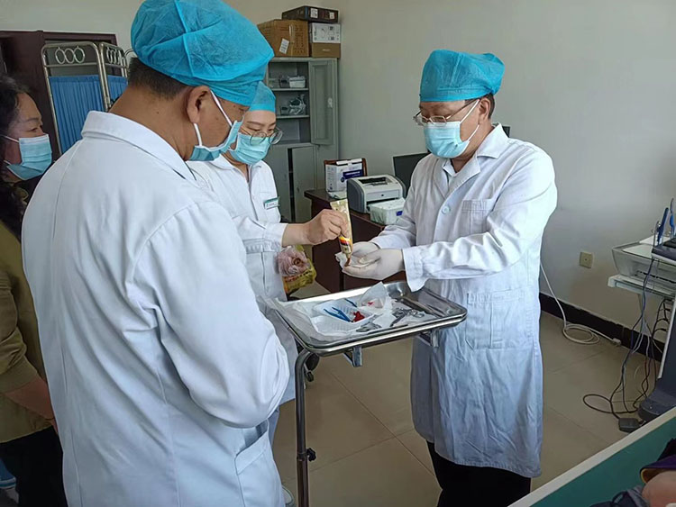 风险久久久久久亚洲精品影院