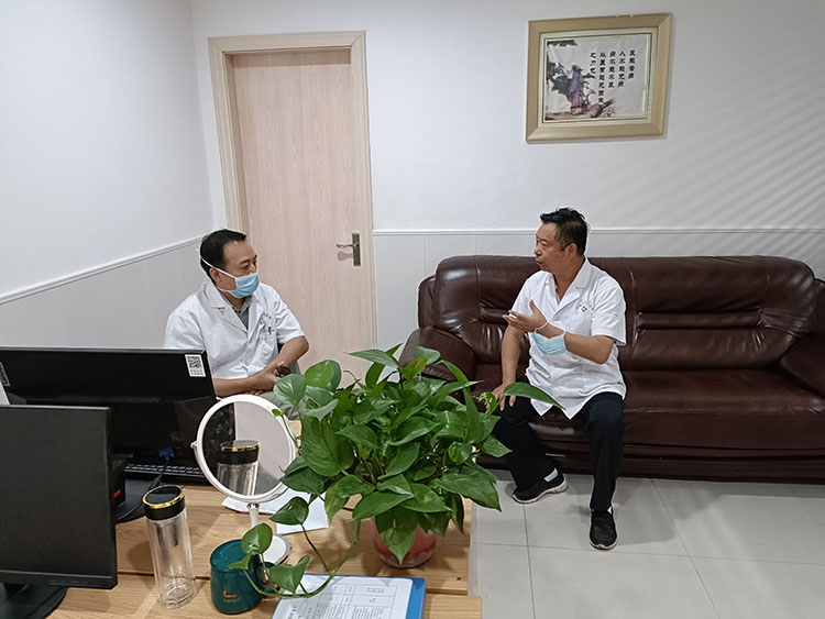 风险久久久久久亚洲精品影院