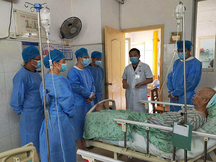 风险久久久久久亚洲精品影院