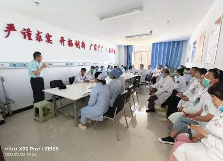 风险久久久久久亚洲精品影院