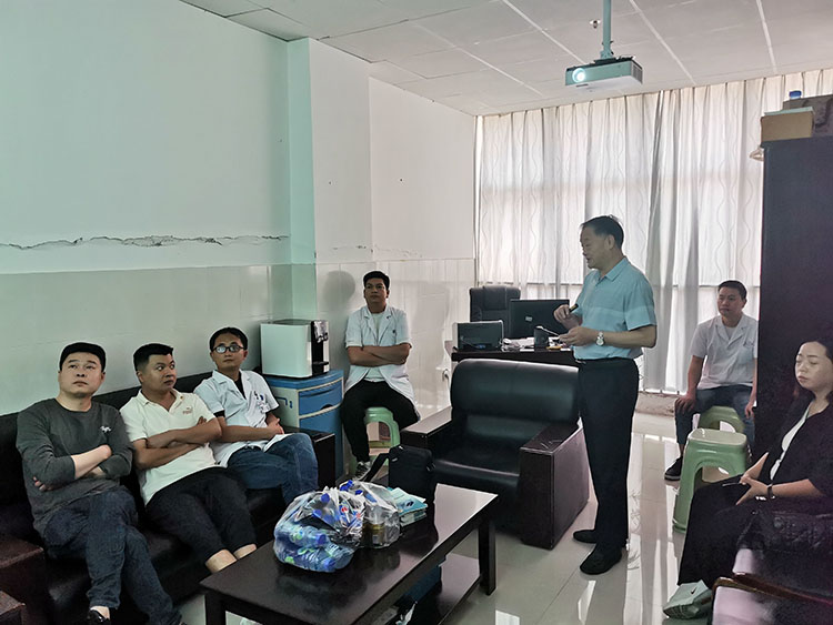 风险久久久久久亚洲精品影院