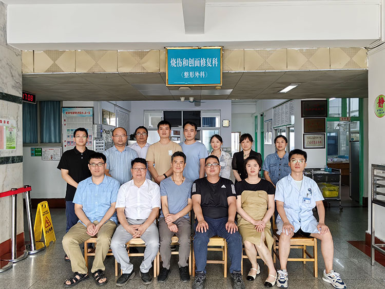 风险久久久久久亚洲精品影院