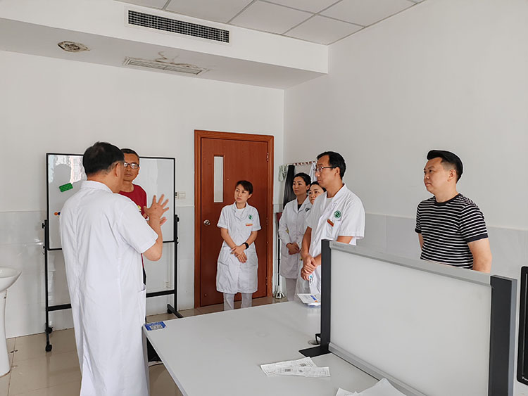 风险久久久久久亚洲精品影院