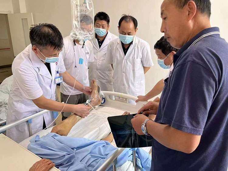 风险久久久久久亚洲精品影院