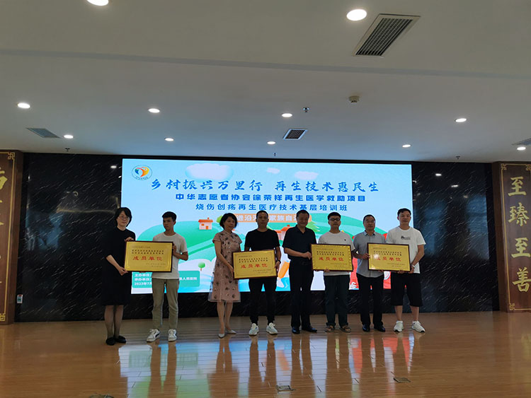 风险久久久久久亚洲精品影院