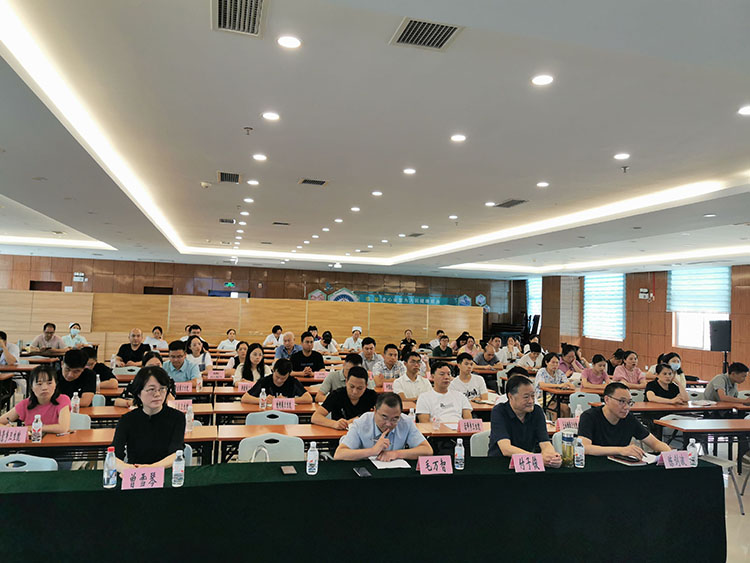 风险久久久久久亚洲精品影院