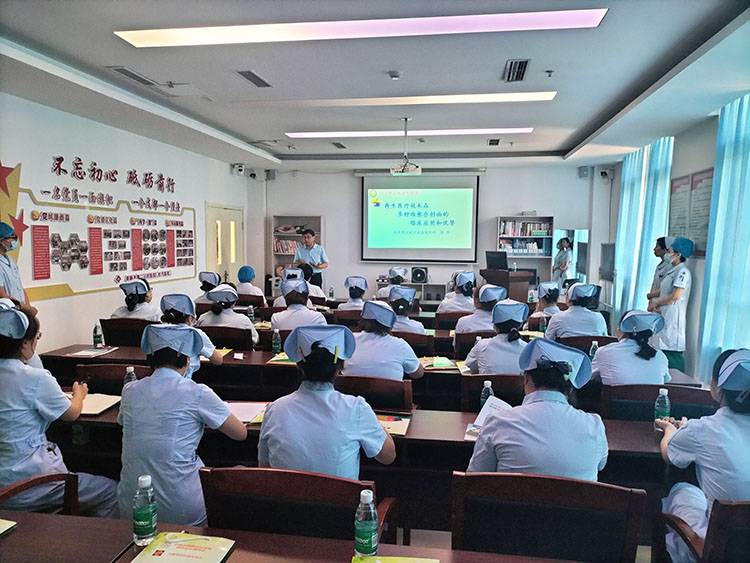 风险久久久久久亚洲精品影院