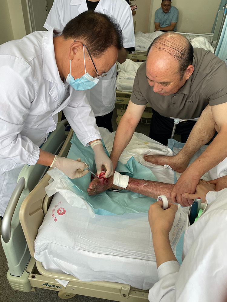 风险久久久久久亚洲精品影院