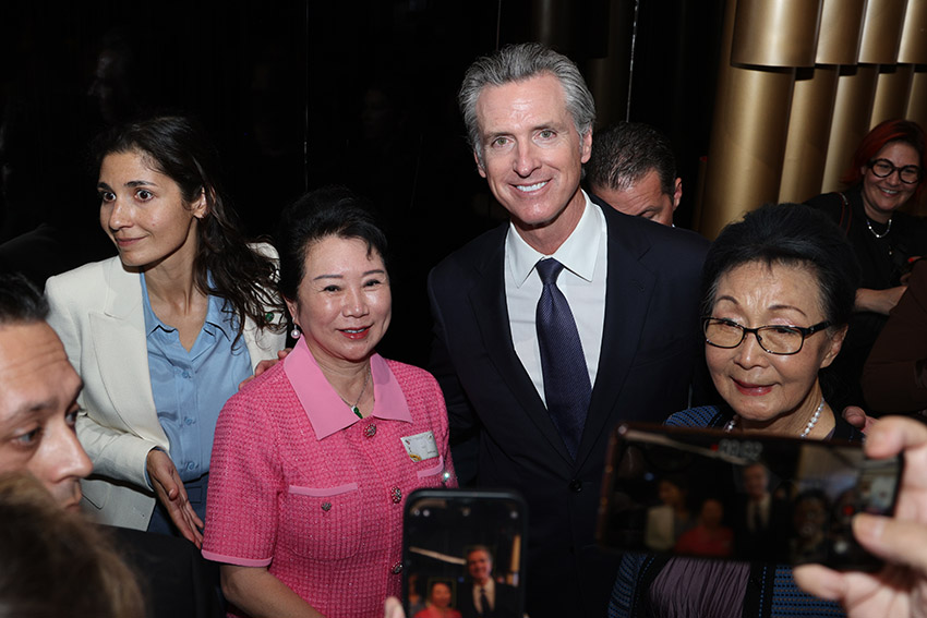 风险久久久久久亚洲精品影院