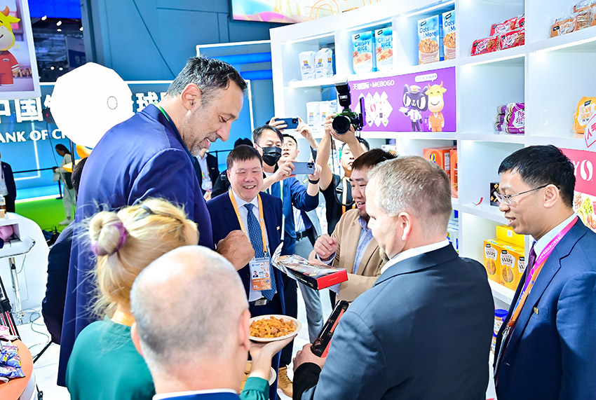 风险久久久久久亚洲精品影院