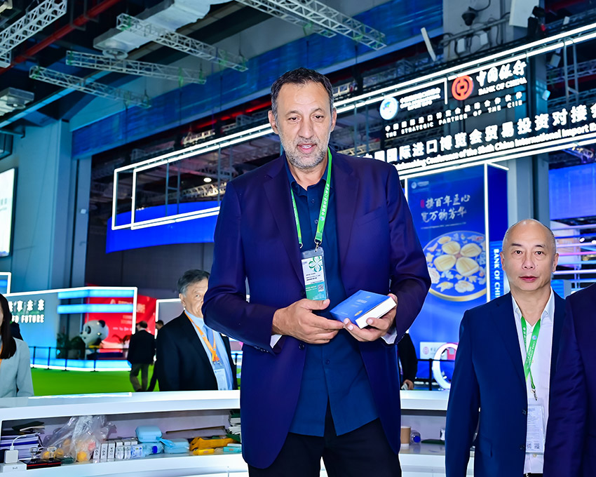 风险久久久久久亚洲精品影院