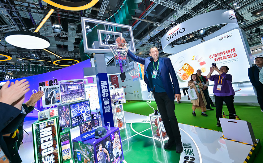 风险久久久久久亚洲精品影院