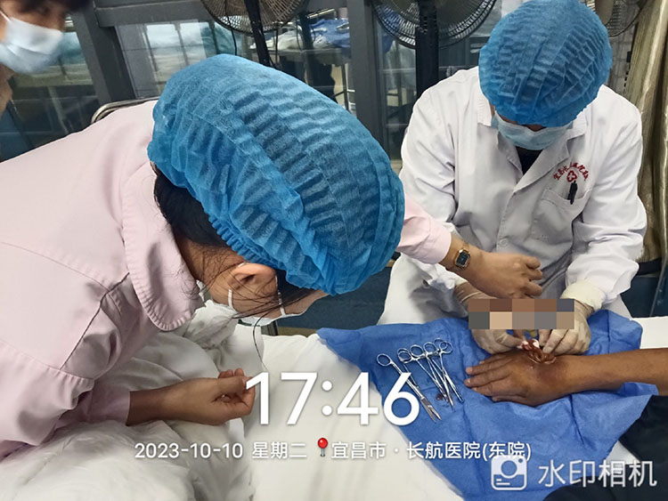 风险久久久久久亚洲精品影院