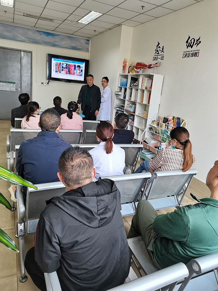 风险久久久久久亚洲精品影院