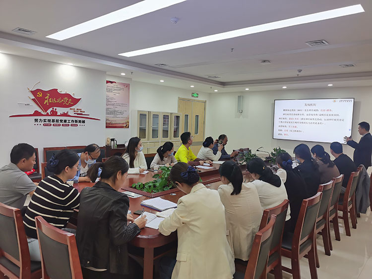 风险久久久久久亚洲精品影院