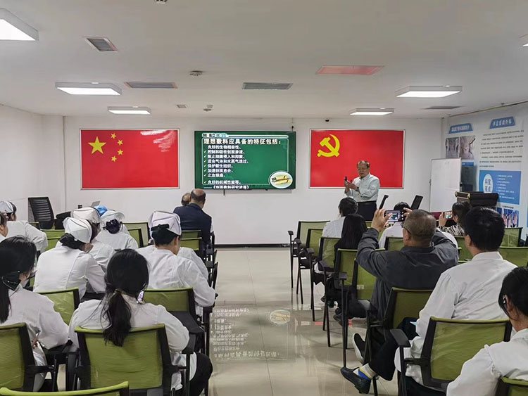 风险久久久久久亚洲精品影院