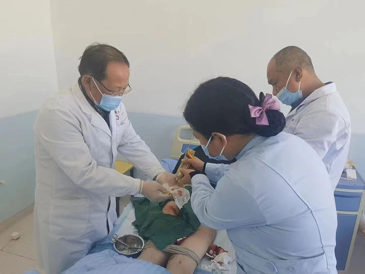 风险久久久久久亚洲精品影院