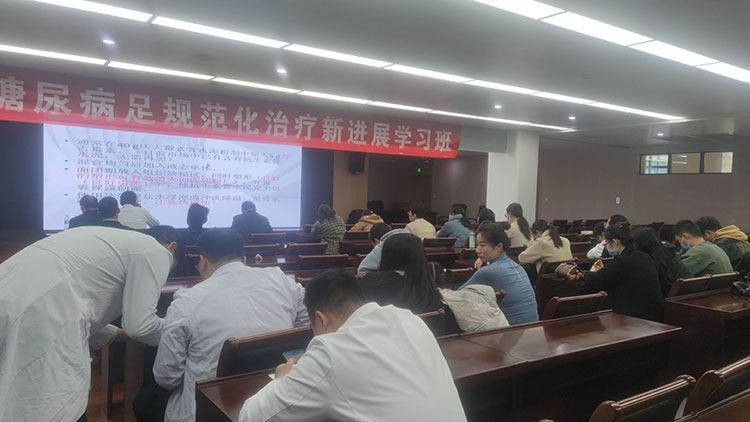 风险久久久久久亚洲精品影院