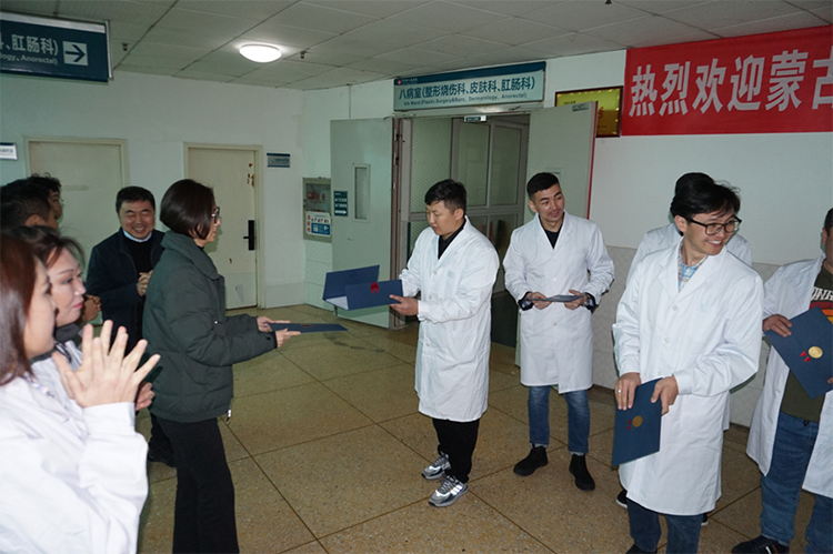 风险久久久久久亚洲精品影院