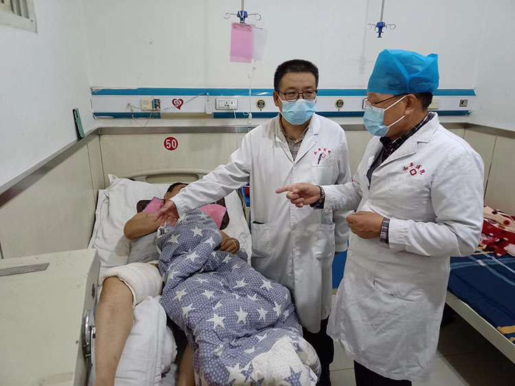 风险久久久久久亚洲精品影院