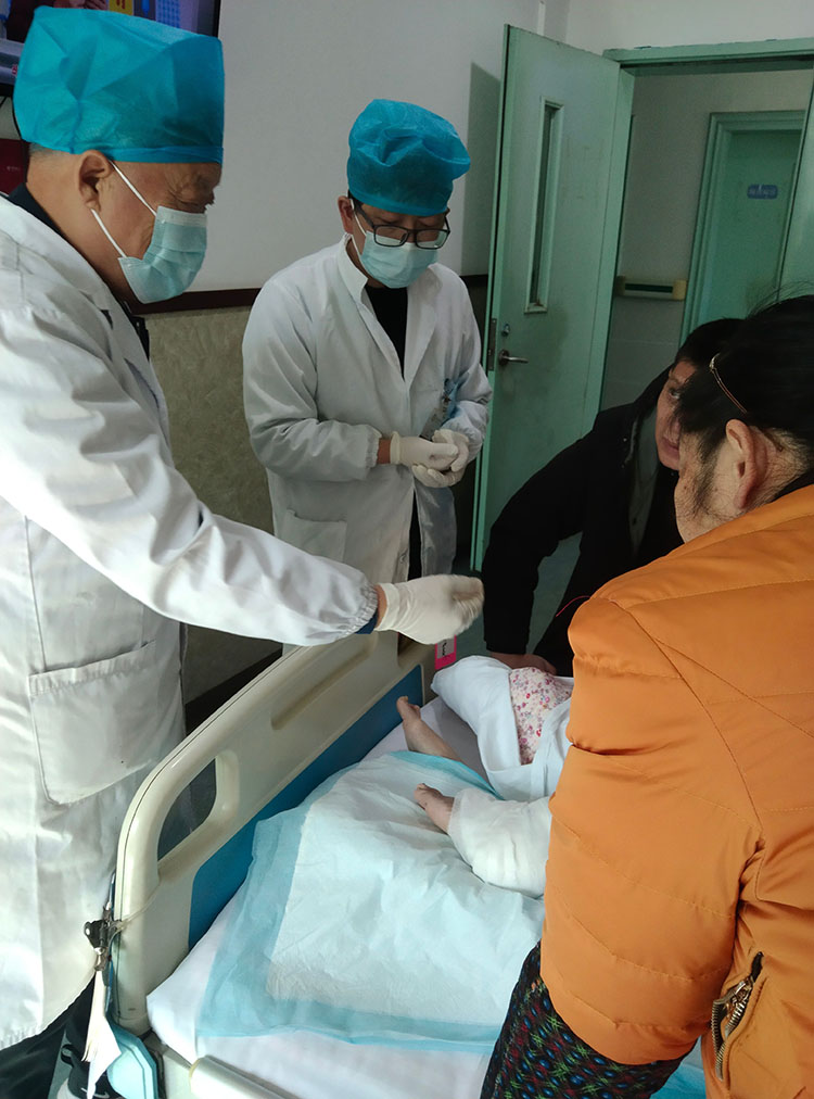 风险久久久久久亚洲精品影院