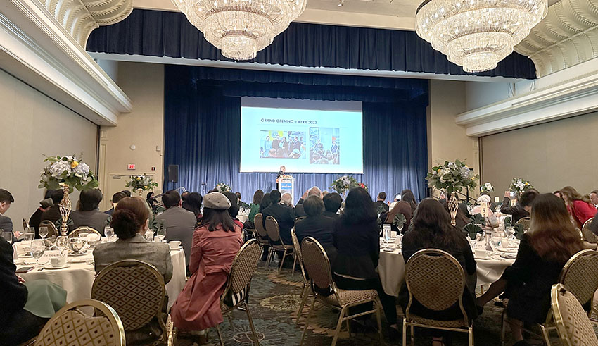 风险久久久久久亚洲精品影院