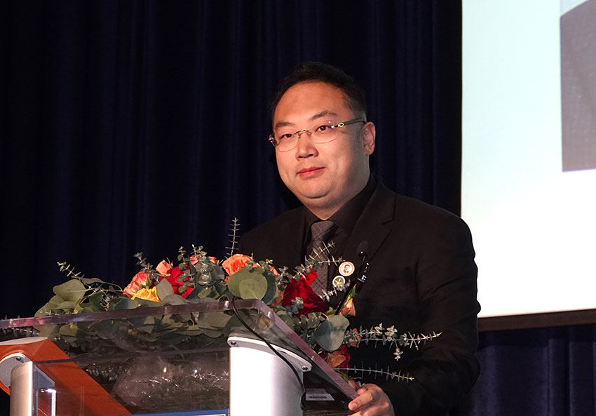 风险久久久久久亚洲精品影院